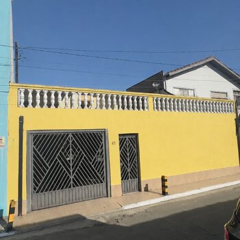 VENDE SE UMA CASA CAPTADA DIA 12/05/2026