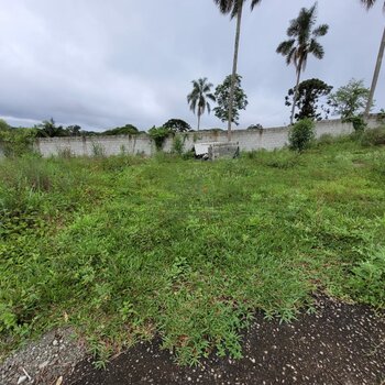 VENDE-SE TERRENO NO BALNEARIO SAO JOSE