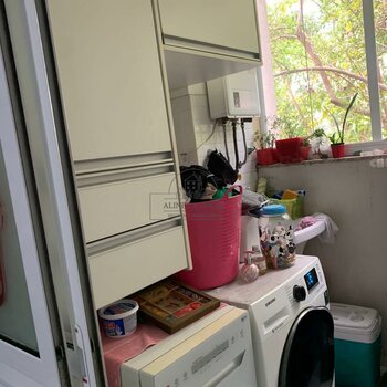 Vende-se linda casa / Interlagos, Condomínio clube terrara