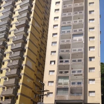 Lindo apartamento à venda em Guarujá, praia da Pitangueiras.