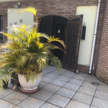 Casa assobradada à venda localizada dentro do Bolsão de Interlagos!