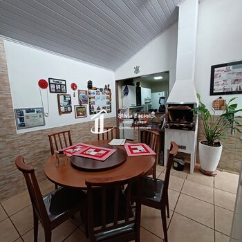 Casa à venda no Parque Simara