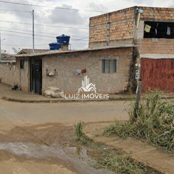 VENDO CASA ESQUINA GUARDA DOS FERREIROS MG 