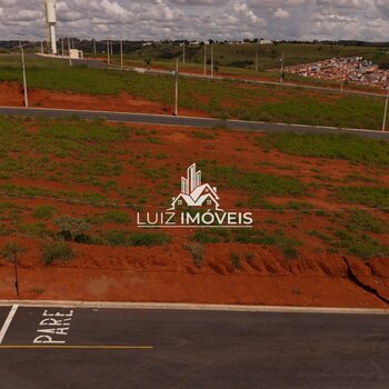 Vendo Lotes 240m² Planos Bairro Onofre Resende São Gotardo MG 