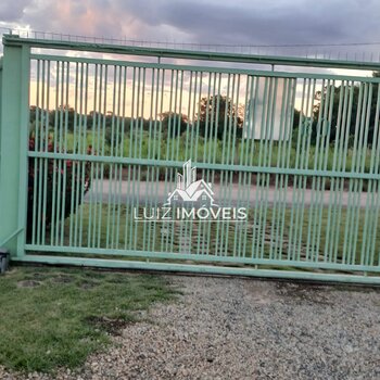 Vendo 3Galpoes em João Pinheiro MG as margens Br040