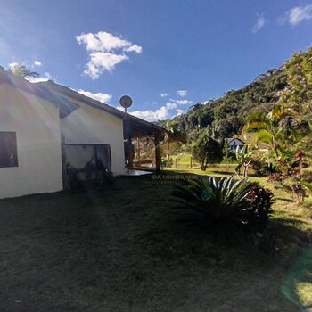 Sítio à venda na região da Cascata do Galo – Domingos Martins/ES